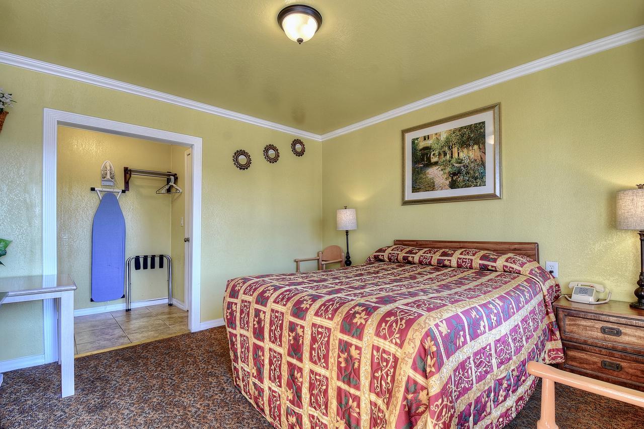 Bayside Inn Монтерей Экстерьер фото